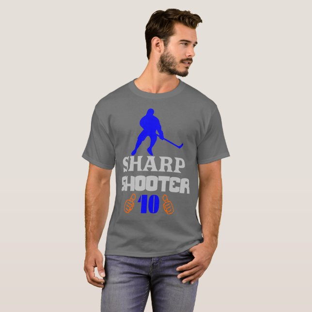 🏆 👍 Sharp Shooter 10 American Men's Classic Basi T-Shirt (Vorne ganz)