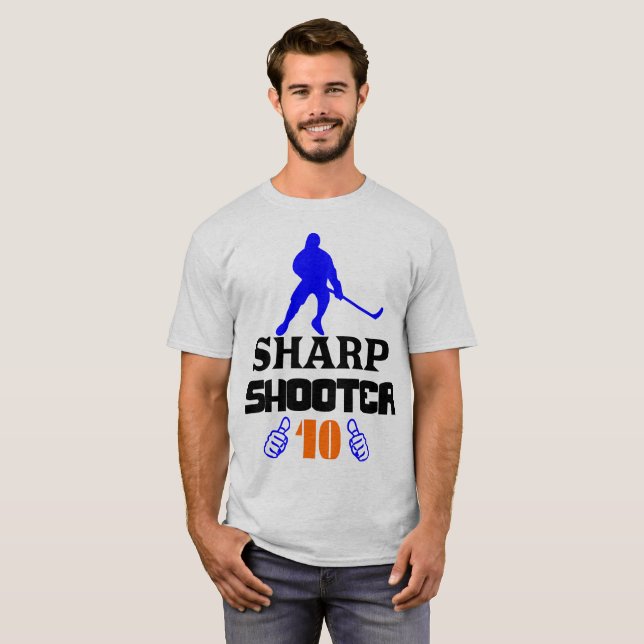 🏆 👍 Sharp Shooter 10 American Men's Classic Basi T-Shirt (Vorne ganz)