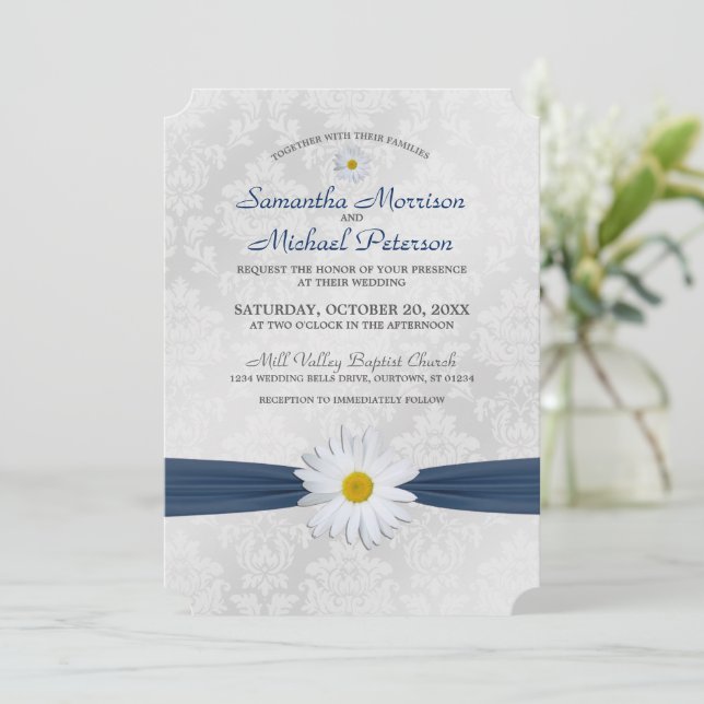 Shasta Daisy Navy Blue Ribbon Wedding Einladung (Stehend Vorderseite)