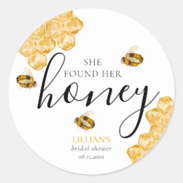 She Found Her Honey Bee Bridal Shower Favor Runder Aufkleber