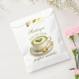 She Found Her Perfect Matcha Bridal Shower  Geschenktütchen