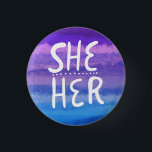 SHE/HER Pronouns farbenfrohe Handschrift Wasserfar Button<br><div class="desc">Dekorieren Sie Ihr Outfit mit diesem coolen Kunstknopf. Macht ein großartiges Geschenk! Sie können ihn anpassen und auch Text hinzufügen. Karo in meinem Shop für viel mehr Farben und Muster! Lass mir Bescheid,  wenn du auch etwas Gewohntes willst.</div>