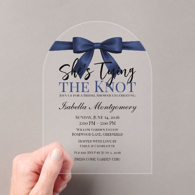 She’s Tying the Knot Theme Navy Blue Bow Acryleinladungen (Insitu (Handheld))