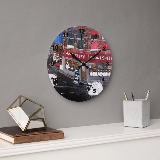 Sheep Town Painting by Alfred Fox Große Wanduhr (Büro)