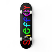 Sheffey Bold Rainbow Schriftartes Skate Board