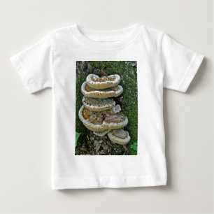 Shelf Fungi auf Stump Baby T-shirt