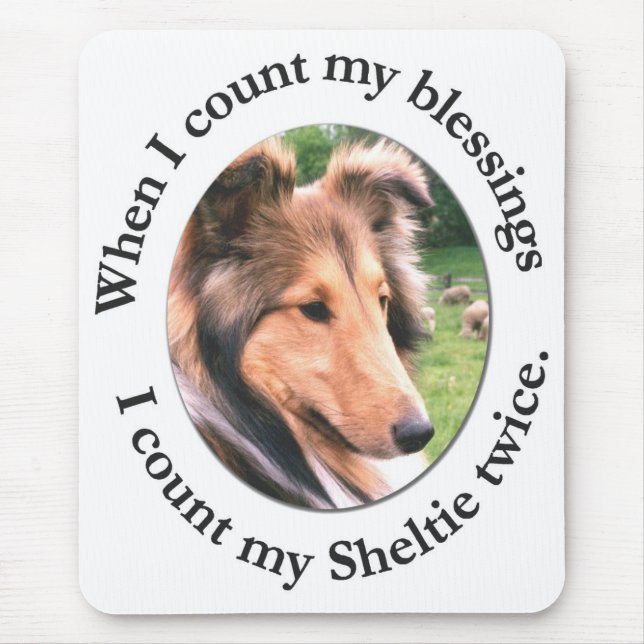 Sheltie, das #4 Mousepad segnet (Vorne)