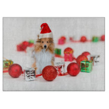 Sheltie mit Weihnachtsschmuck