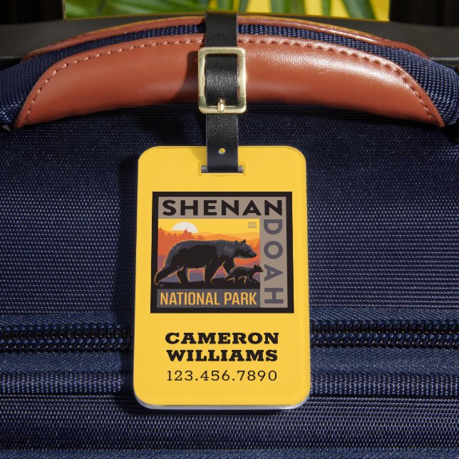 Shenandoah-Nationalpark | Mama Bear & Cubs Gepäckanhänger (Vorderseite Insitu 2)