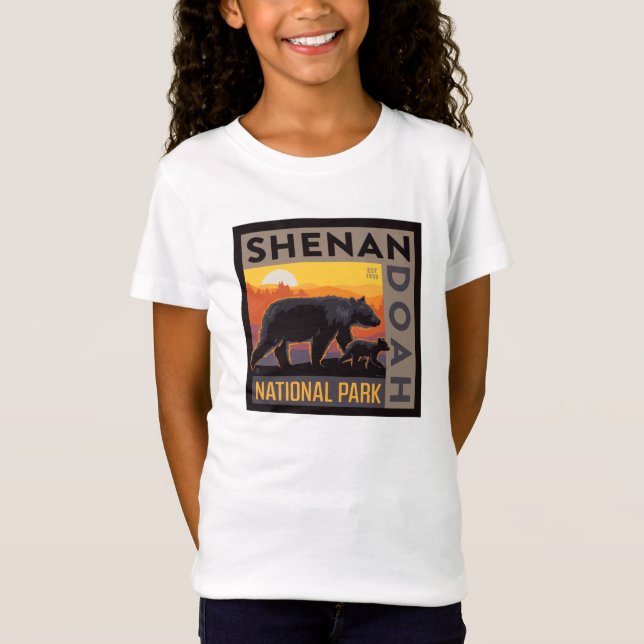 Shenandoah-Nationalpark | Mama Bear & Cubs T-Shirt (Vorderseite)