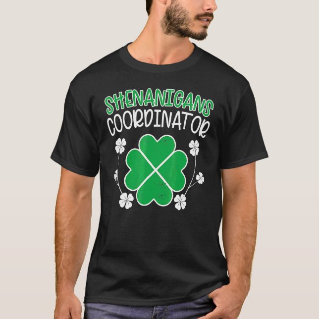 Shenanigans Coordinator Funny St. Patricks Day Tea T-Shirt (Vorderseite)