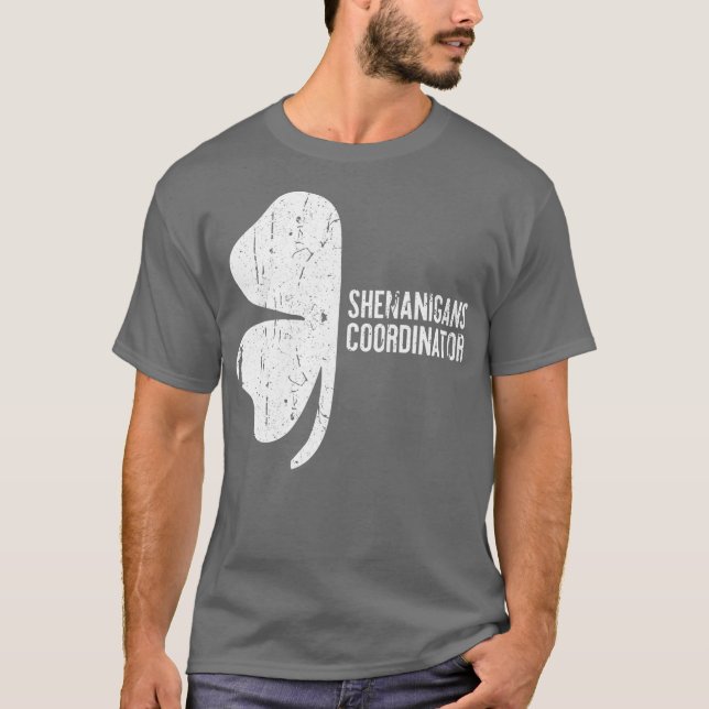 Shenanigans Coordinator St Patricks Day Gift T-Shirt (Vorderseite)