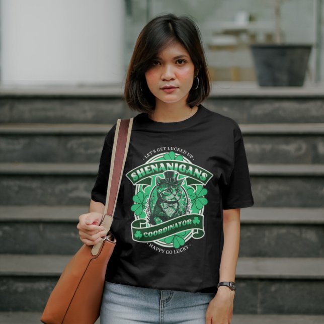 Shenanigans Coordinator St. Patrick's Day T-Shirt (Von Creator hochgeladen)
