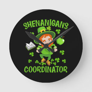 Shenanigans-Koordinator Funny Teacher St Patrick's Runde Wanduhr