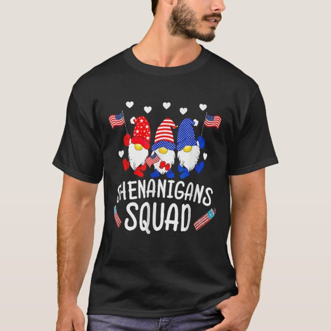 Shenanigans Squad 4th Of July Gnomes USA Independe T-Shirt (Vorderseite)