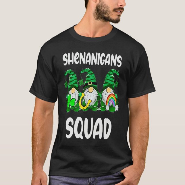 Shenanigans Squad Gnomes St Patrick's Day Men Wome T-Shirt (Vorderseite)