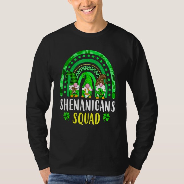 Shenanigans Squad Irish Gnomes Rainbow St Patrick' T-Shirt (Vorderseite)