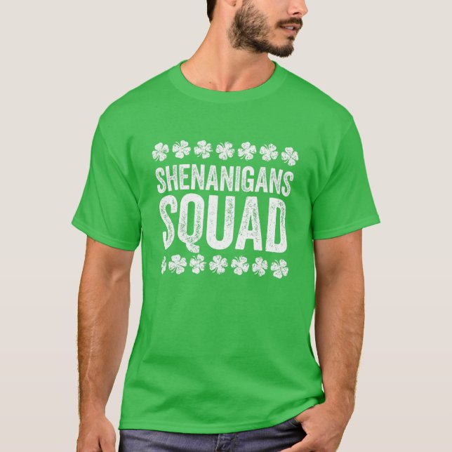 Shenanigans Squad St Patrick's Day Gift T-Shirt (Vorderseite)