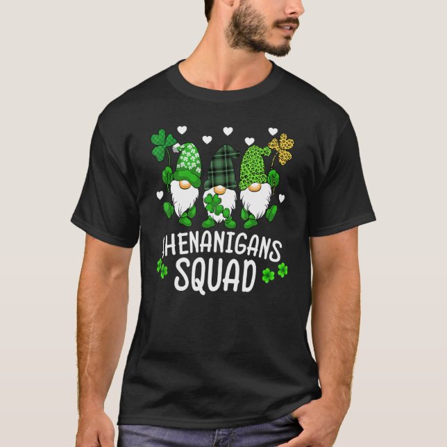 Shenanigans Squad St Patricks Day Gnomes Green Pro T-Shirt (Vorderseite)