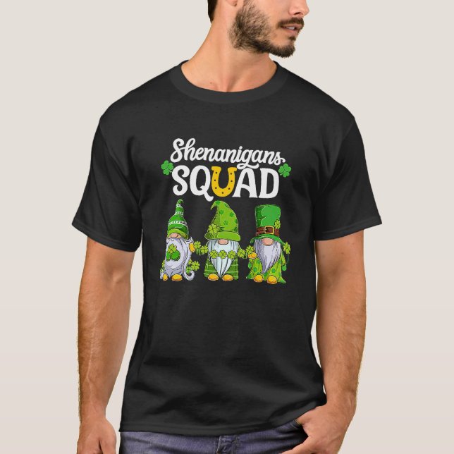 Shenanigans Squad St Patricks Day Gnomes Green Pro T-Shirt (Vorderseite)