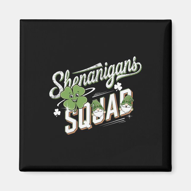 Shenanigans Squad Süßer Gnom Irischer Kleeblatt St Magnet (Vorne)