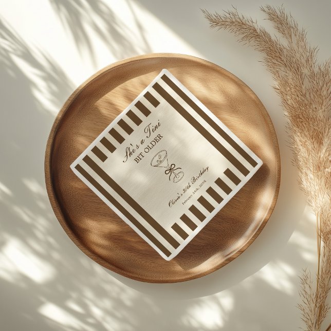 She's A Tini Bit Older Coffee Martini Birthday Serviette (Von Creator hochgeladen)