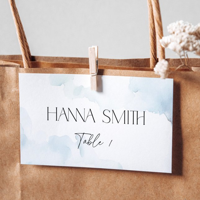 Shes bindet den Namen des unbekannten blauen Braut Platzkarte (Von Creator hochgeladen)