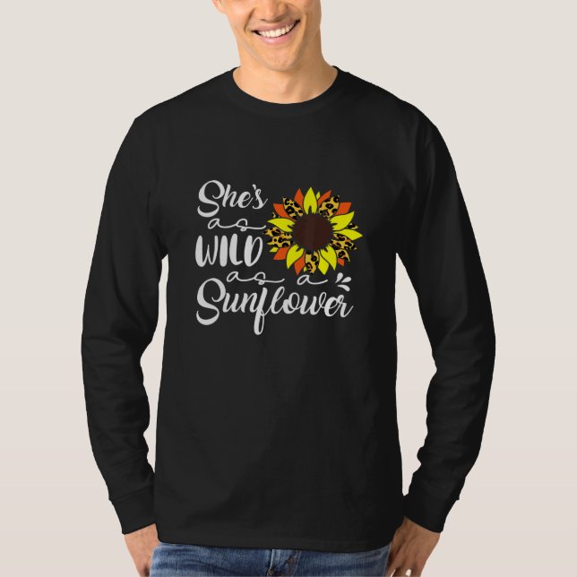 Shes Wild Sunflower Feminist Girls Power Sunflower T-Shirt (Vorderseite)