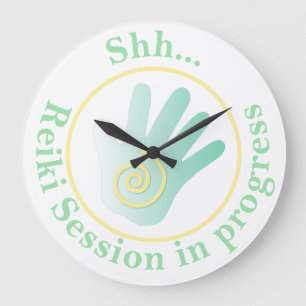 Shh...Treatment in Progress Große Wanduhr