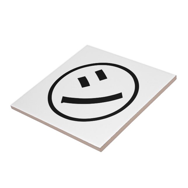 ㋛ Shi Kana Katakana Smiling Emoji / Emoticon Fliese (Seite)