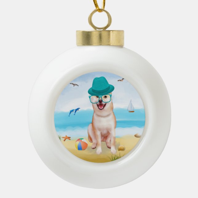 Shiba Inu Dog am Strand Keramik Kugel-Ornament (Vorderseite)