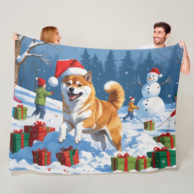 Shiba Inu läuft im Schnee mit Weihnachtsmütze Fleecedecke (Beispiel)