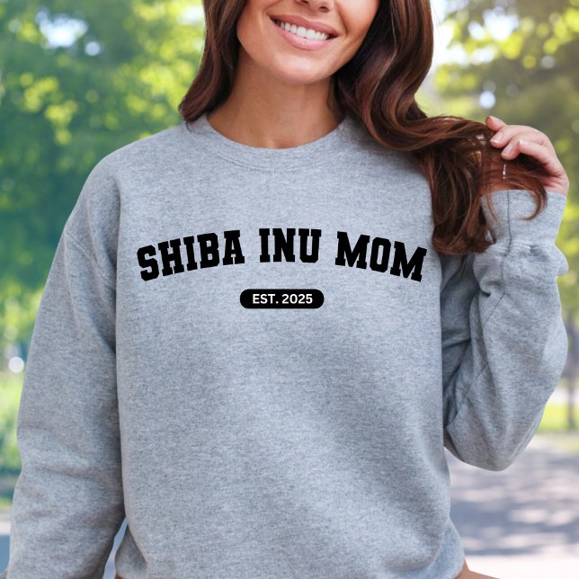 SHIBA INU MAMA Dog Mum Custom Birth Year Sweater Sweatshirt (Von Creator hochgeladen)