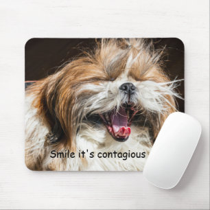 Shih tzu gähnend lachend niedlich lächelnder Text Mousepad