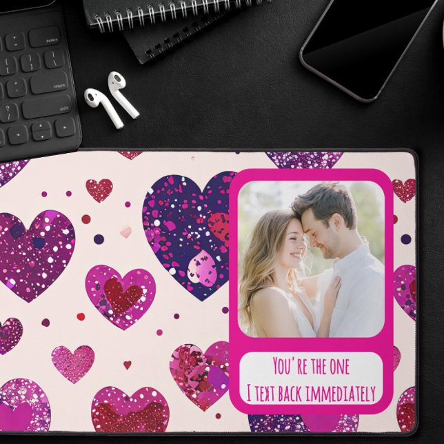 Shimmer Lila Herztxt sofort zurück Schreibtischunterlage (Von Creator hochgeladen)