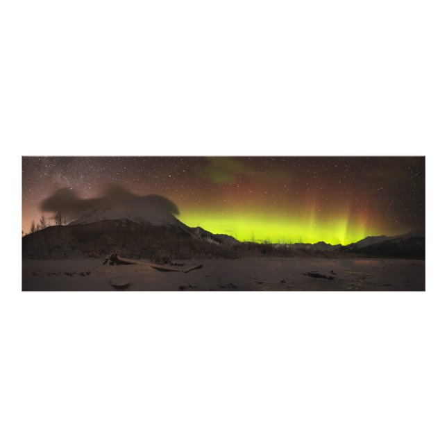 Shimmering Wall Aurora Fotodruck (Vorne)