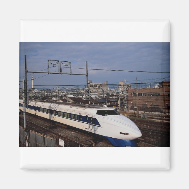 Shinkansen oder Bullet Train, Kyoto, Japan Magnet (Vorne)