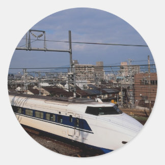 Shinkansen oder Bullet Train, Kyoto, Japan Runder Aufkleber