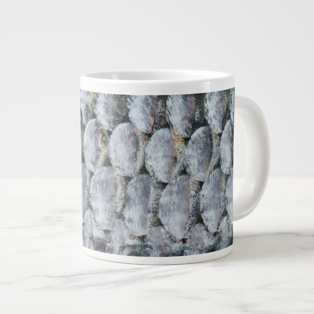 Shiny Lmon Scales Jumbo-Tasse (Vorderseite Rechts)