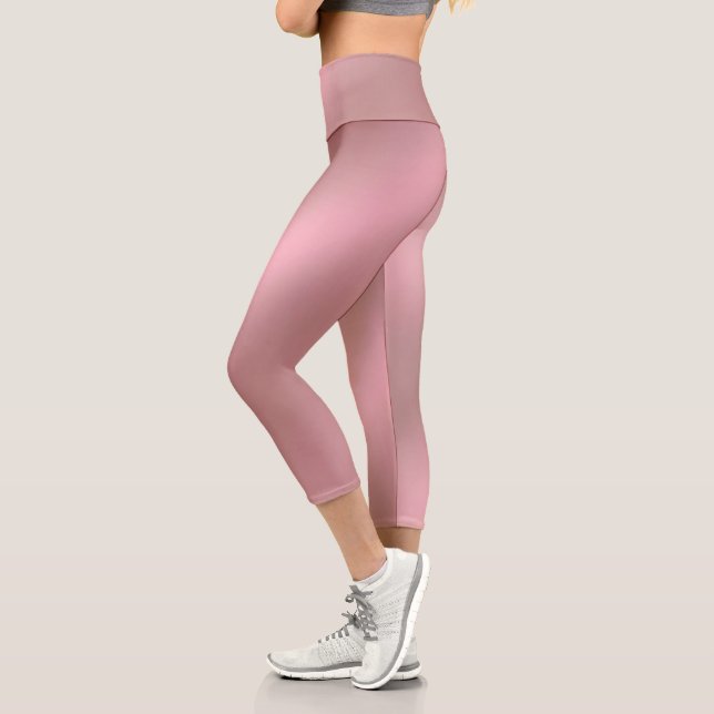 Shiny Pink Capri Leggings (Links)