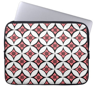 Shippo mit Blume Motif, Schwarz, Weiß und Rosa Laptopschutzhülle
