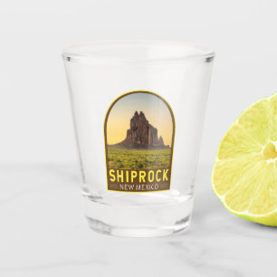Shiprock New Mexico Retro-Emblem-Kunst Vintage Schnapsglas