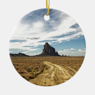 Shiprock New Mexiko-Gebirgssüdwestlandschaft Keramikornament