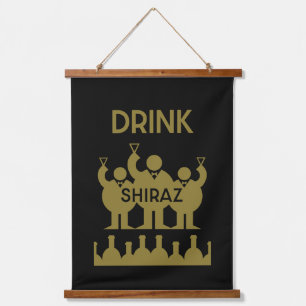 Shiraz Wine Drinkers Wandteppich Mit Holzrahmen