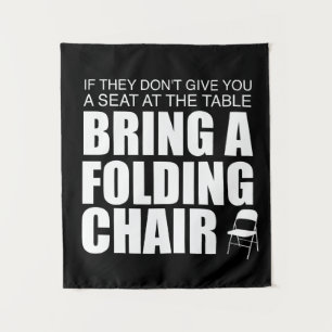 Shirley Chisholm Folding Chair Tapestry   Schwarz Wandteppich