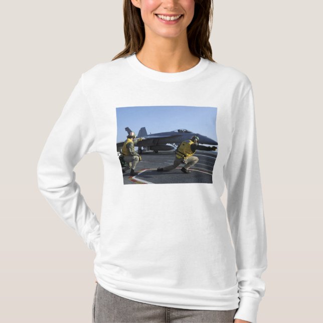 Shooters an Bord der USS George HW Bush T-Shirt (Vorderseite)