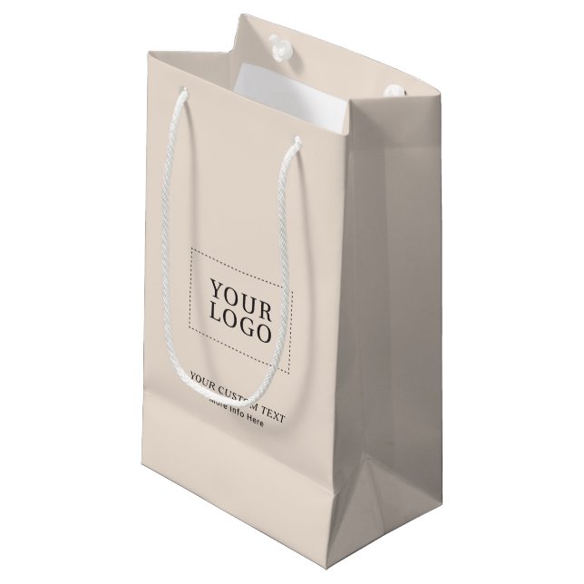 Shopping-Bags für beige-weiße Minimal-Firmenlogos Kleine Geschenktüte (Vorderseite Schrägansicht)