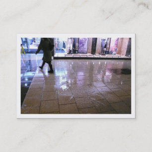 Shopping im Regen, Mini-Foto Visitenkarte