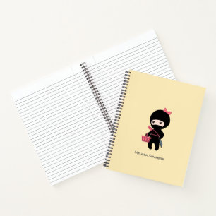 Shopping Ninja Girl Individuelle Name auf Gelb Notizbuch