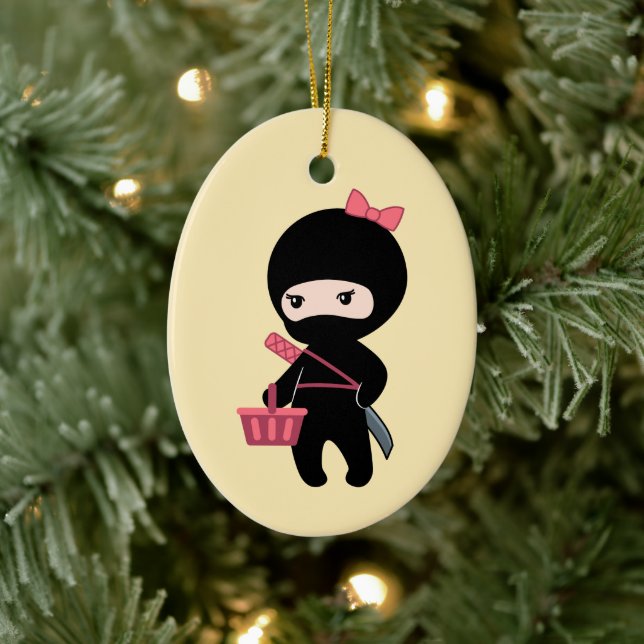 Shopping Ninja Girl on Yellow Keramik Ornament (Baum)